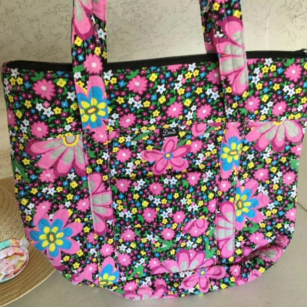 Hand Bag - Picture 2 of 3